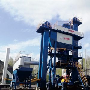 Mobile concrete batching plant